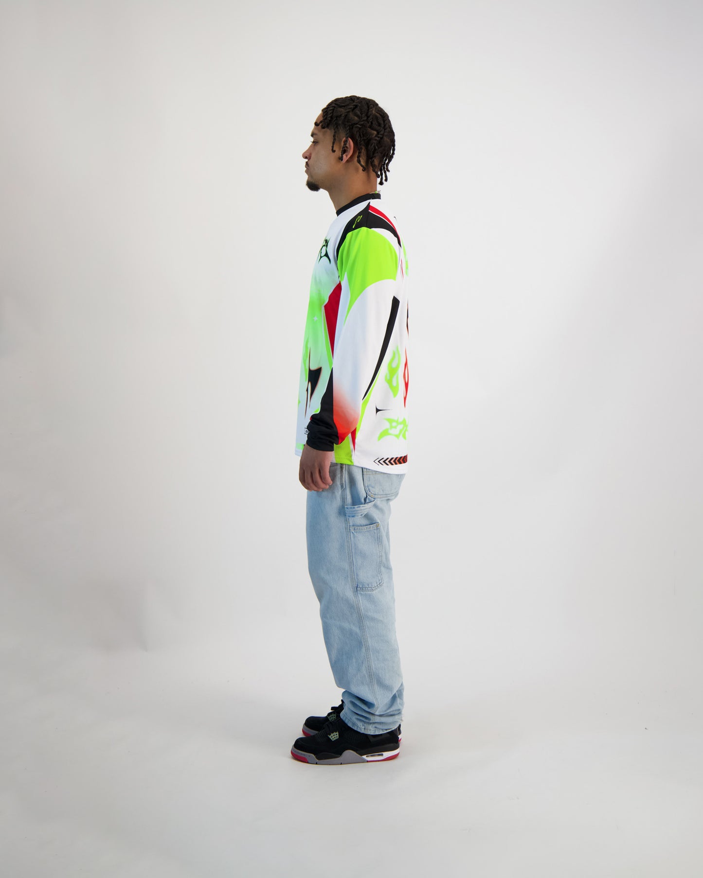 Sauce Model wearing a Longsleeve Shirt in Colour