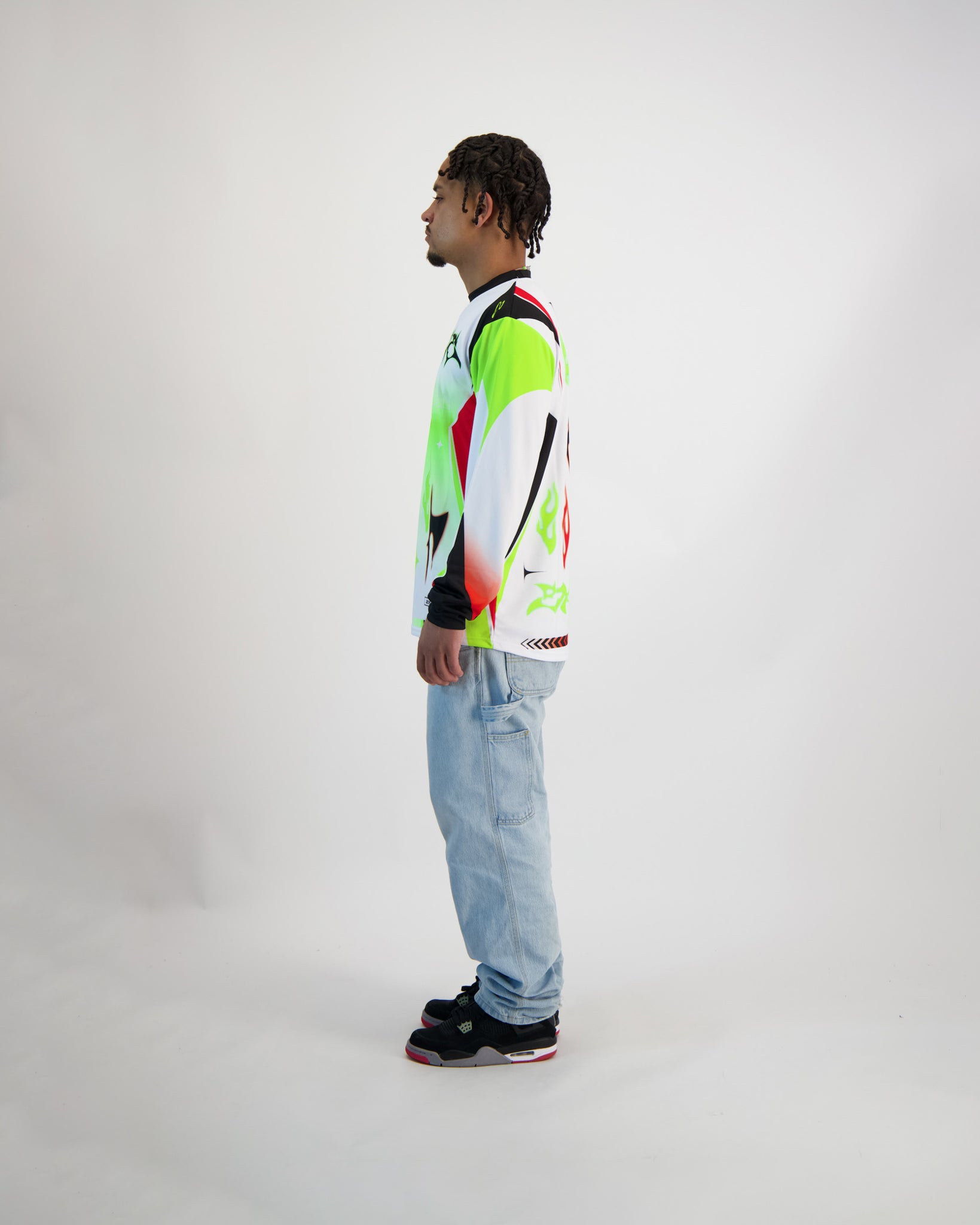 Sauce Model wearing a Longsleeve Shirt in Colour