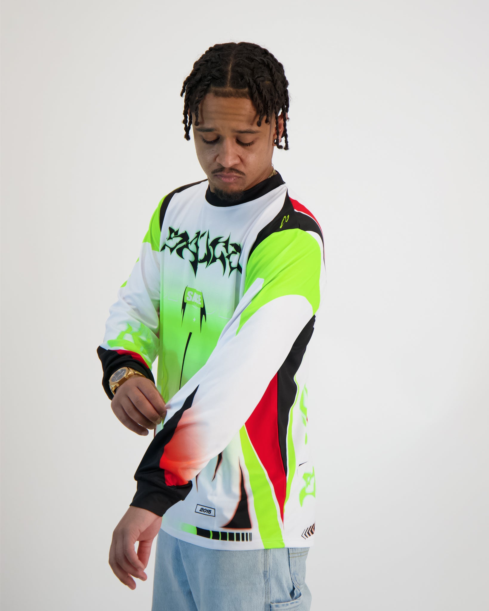 Sauce Model wearing a Longsleeve Shirt in Colour front shot from the side